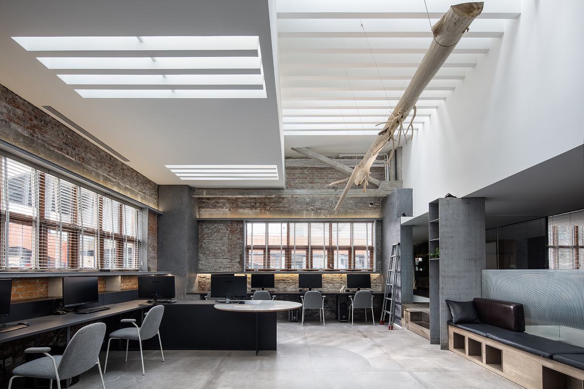 工業(yè)風(fēng)辦公室，時尚與實用的完美融合