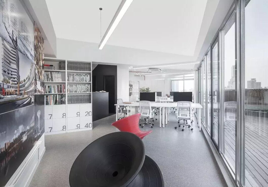 黑白色：辦公室設(shè)計(jì)的時尚密碼